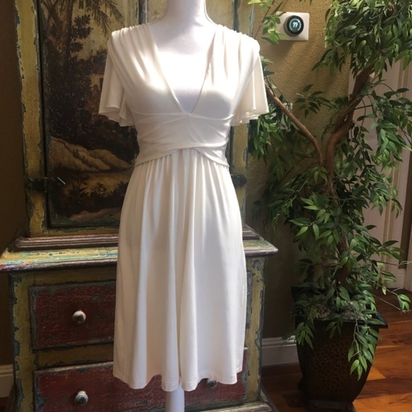 Halston Heritage Dresses & Skirts - Halston Heritage Flutter Sleeve Ivory Dress Small